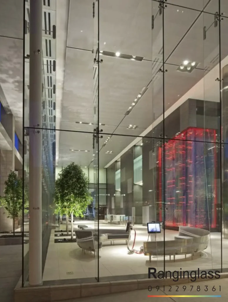 انواع شیشه اسپایدر در معماری مدرن