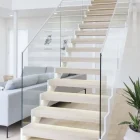 نرده شیشه ای با پله چوبی