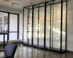 شیشه های ویترین